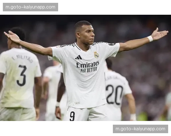 皇马凭借姆巴佩两粒点球2-1逆转马赛,卡瓦哈尔红牌十人作战